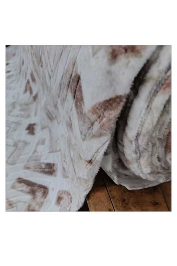 Carpet Covering Fleece Width 220 cm Used in Folding Form under the Carpet Without Elastic Band - 6