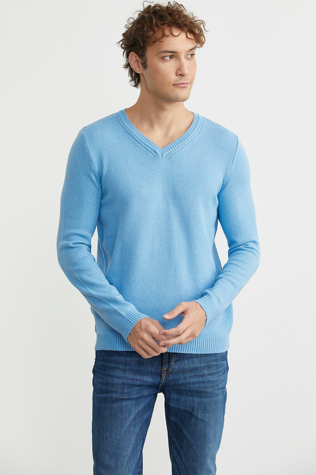 سترة تريكو أساسية برقبة على شكل حرف V - أزرق فاتح - 2