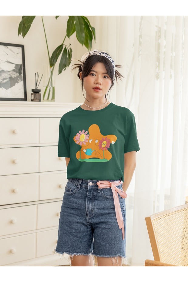 Girls/Women Happy Daisies Transfer Printed Round Neck Short Sleeve T-Shirt