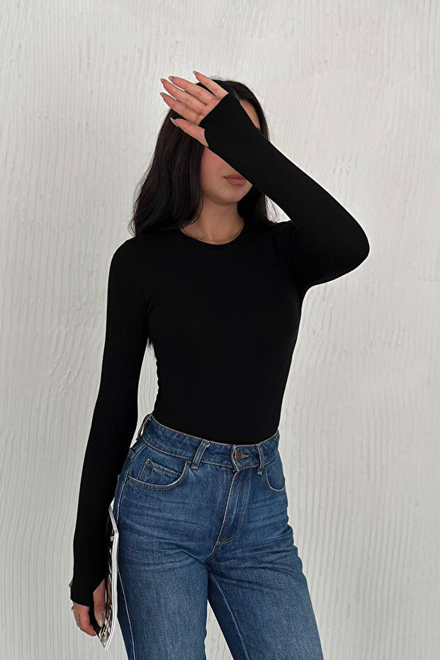 Women's Finger-Looped Long Sleeve Blouse – Fitted & Unlined