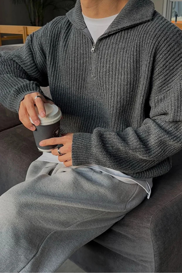 Men's Ribbed Half Zipper Collar Detailed Smoked Sweater