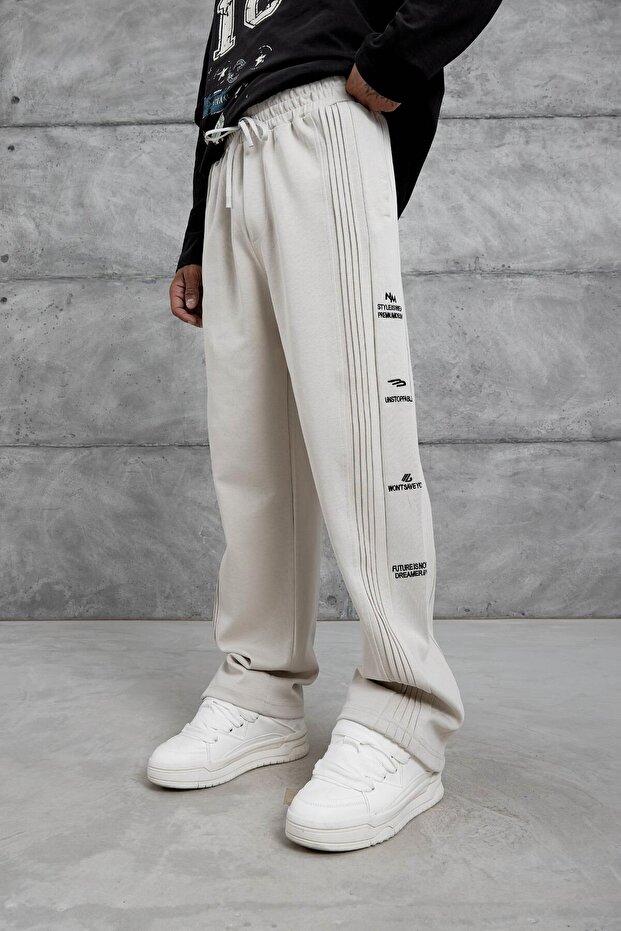 Men's Sweatpants Unstoppable Written on the Bottom Cream Oversize Baggy Loose Fit 3 Yarns Without Ruffles
