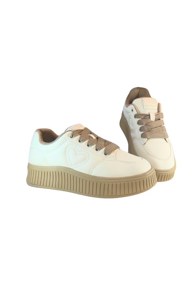 Women's Leather Sneaker Lace-Up Closure Heart Detail Plush Lined Casual Shoes