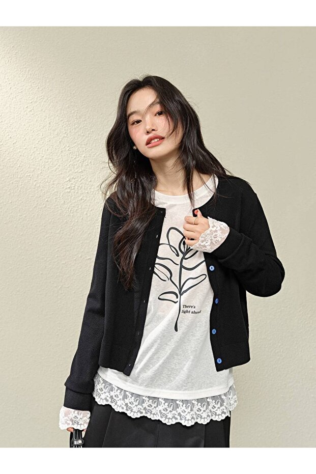 Women's Basic Colored Buttoned Cardigan - 2