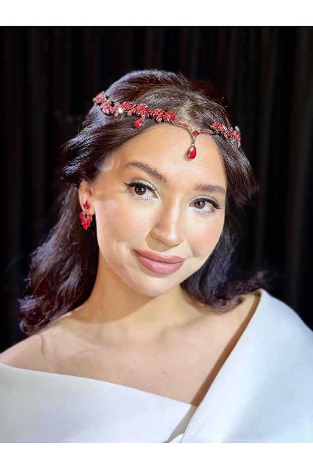 Pera Model Alınlık