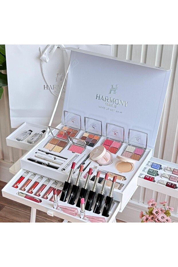 طقم مكياج فاخر من MAKEUP، - 2