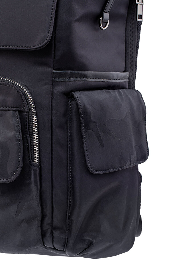 حقيبة ظهر سوداء - 7