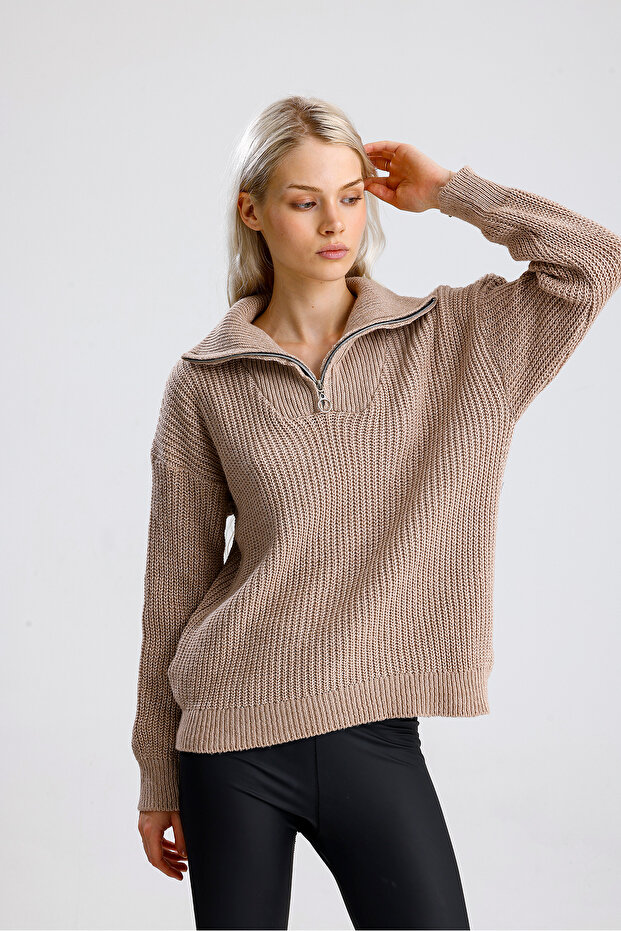 Zippered Sweater - 6