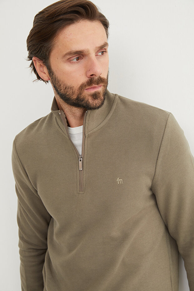 Ribbed Stand Collar Half Zipper Sweatshirt