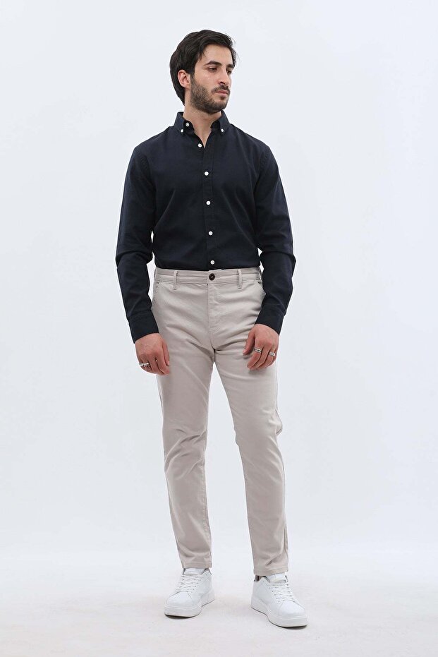 بنطلون تشينو قطني بقصّة Slim Fit - حجري