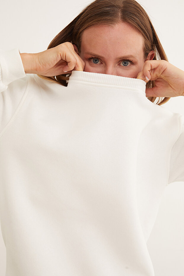 3 İplik Basic Bisiklet Yaka Sweatshirt - 4