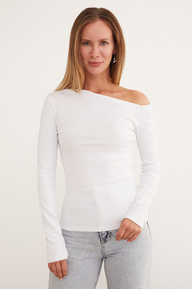 Basic Kayık Yaka Modal Bluz - 3