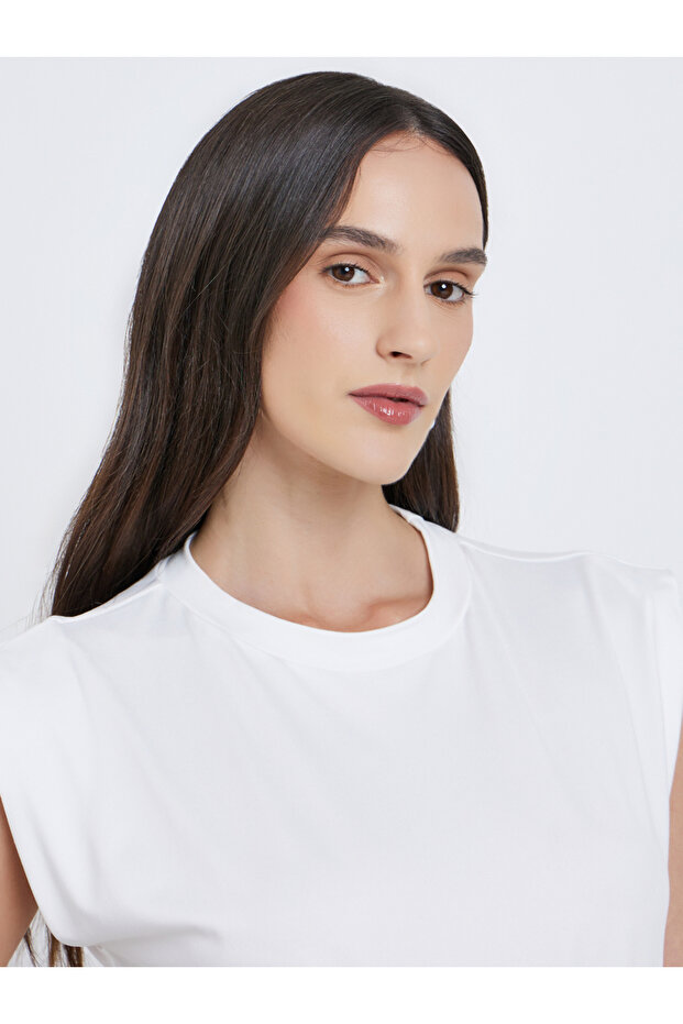 بدلة جسم سادة بدون أكمام ورقبة مستديرة - 4