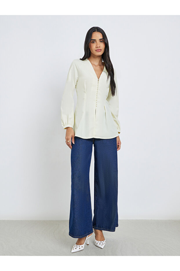 Solid Balloon Sleeve Buttoned Blouse - 2