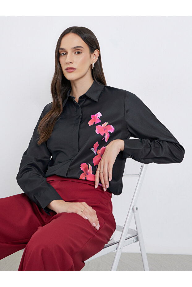 Floral Print Spread Collar Buttoned Shirt