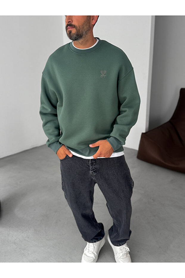 Koyu Yeşil Kalp Nakışlı Basic Oversize Sweatshirt TW-7080 - 4
