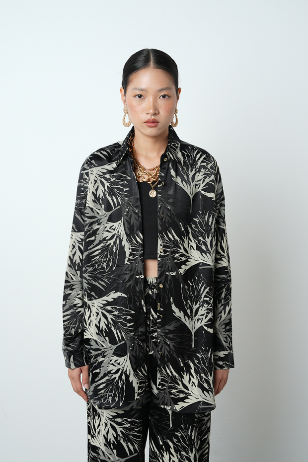 Women's Black Color Branch Pattern Oversize Cut Shirt