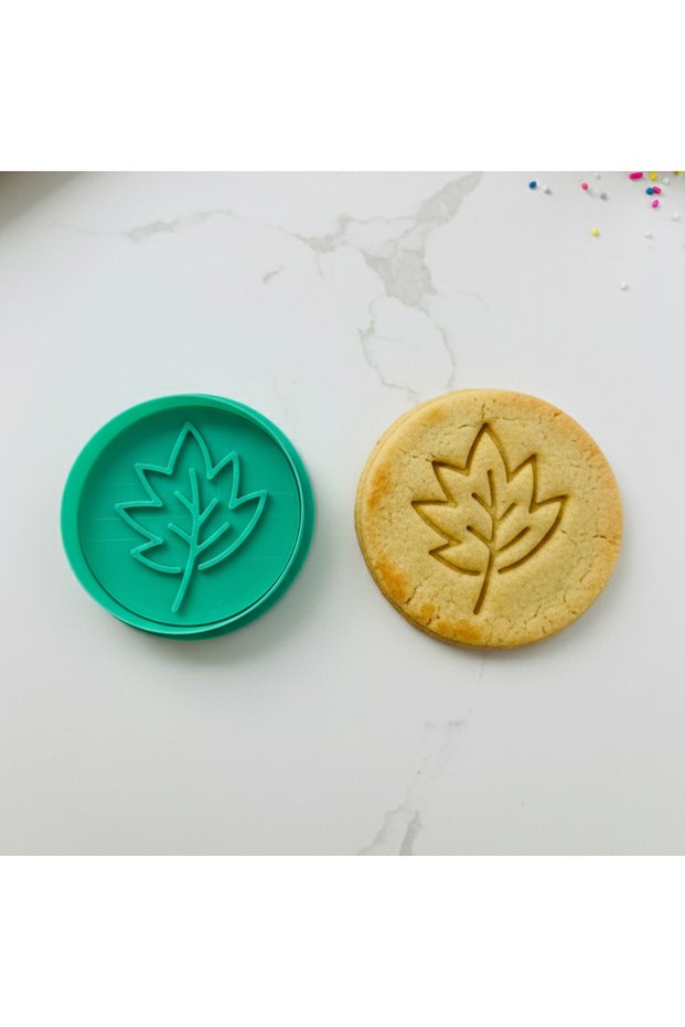 Leaf Pattern Cookie Mold, Green, Round, Autumn Themed, Dough Shaper, Decorative
