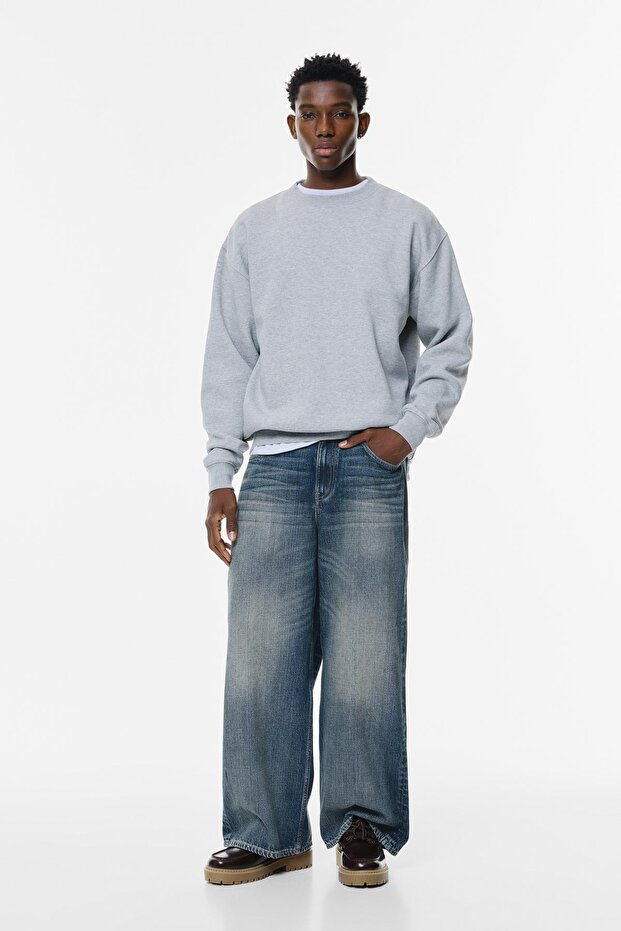 Geniş, düz kesim jean - 2