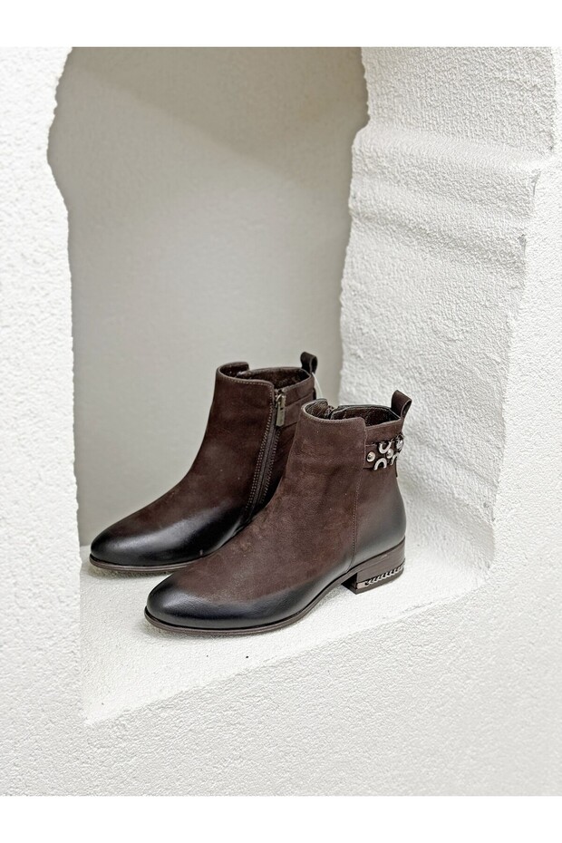 2152712K Solely Leather Boots with Buckle Detail for Women