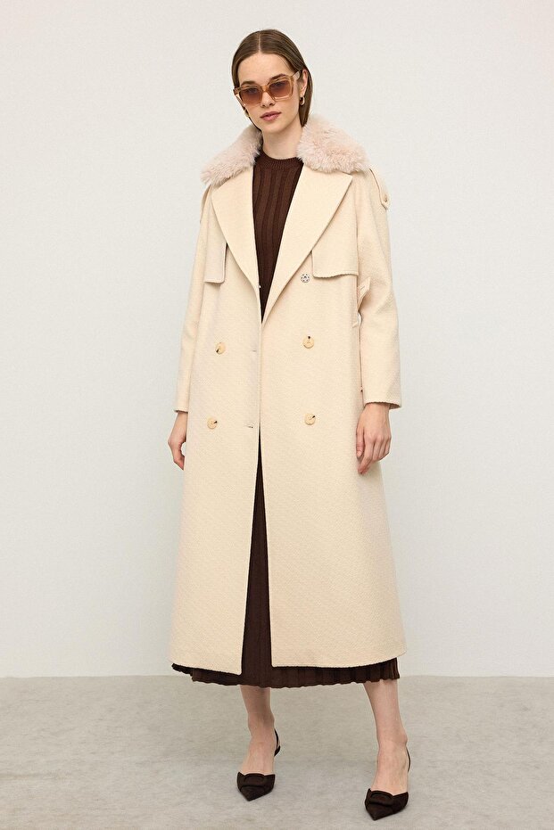 Removable Fur Self-Patterned Limited Edition Coat Cream 3127