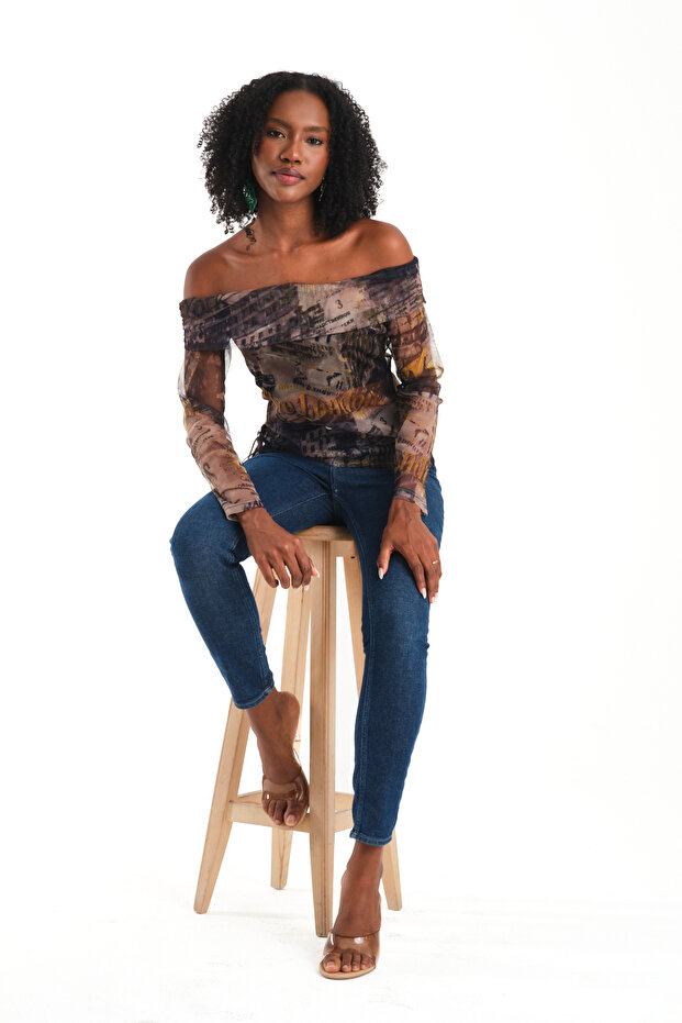 بلوزة مكشكشة مكشوفة الكتفين - 3