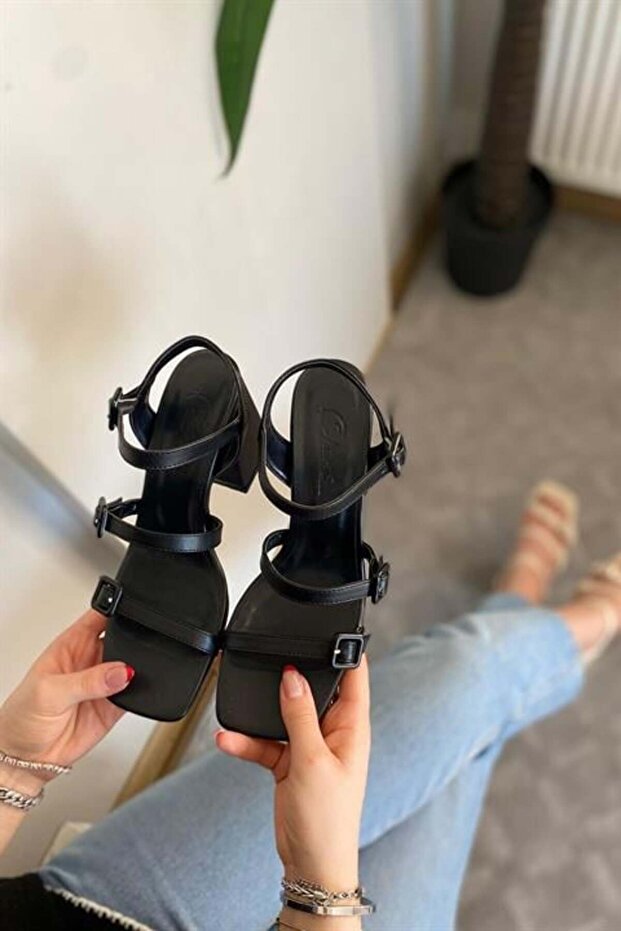Women's Black Leather Three Buckle 9 cm Thick Heeled Shoes