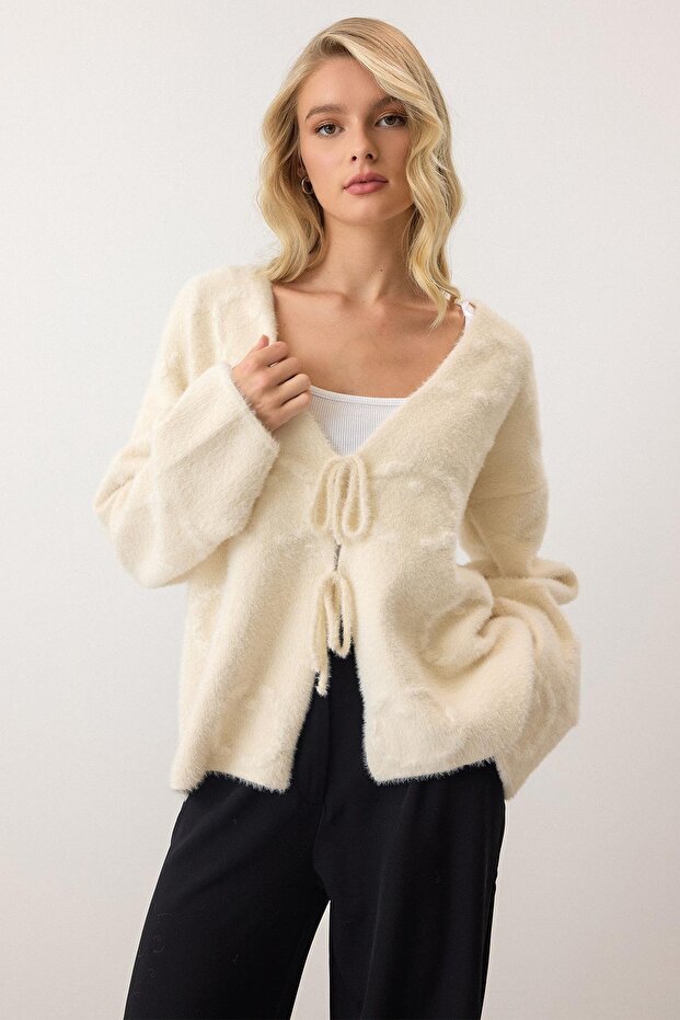 Önden Bağlamalı Soft Triko Hırka EKRU 8267 - 3