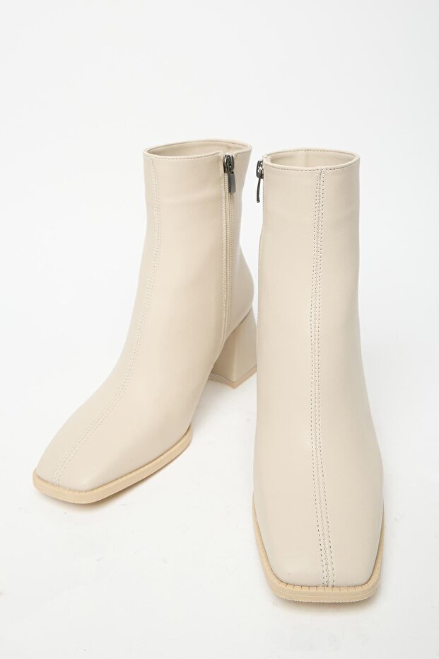Women's Beige Boots & Booties Blunt Toe Heeled Contrast Pu Leather Zippered Stylish