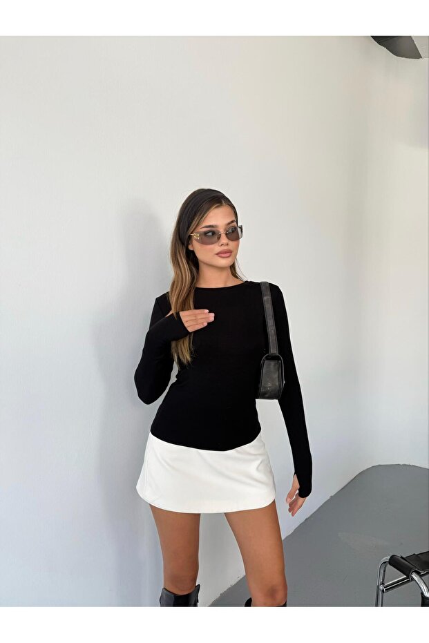Crew Neck Finger-Looped Cotton Black Bodysuit