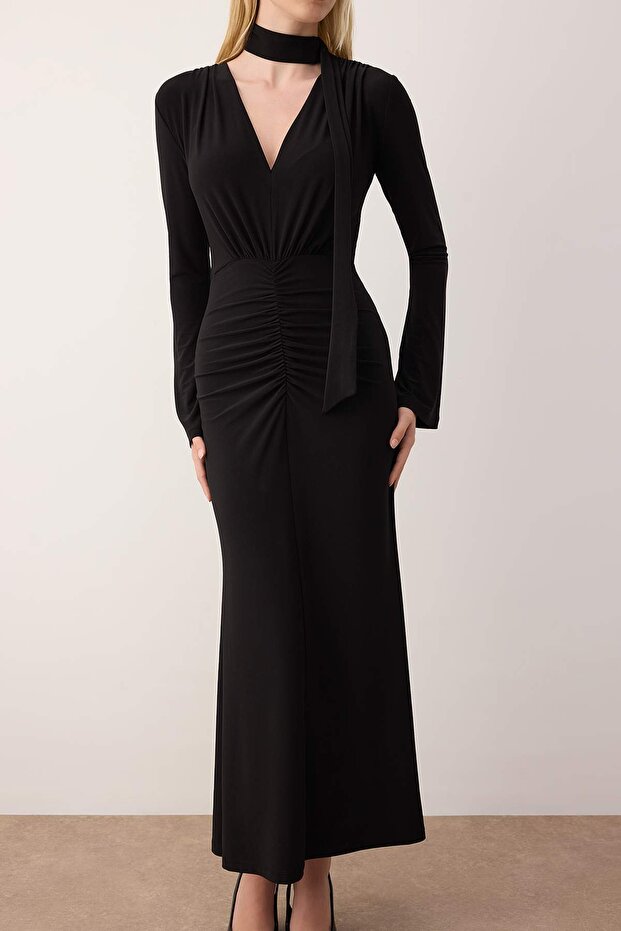 Siyah V Yaka A-line/Çan Açılan Fular Detaylı Düz Maxi Örme Elbise TWOAW26EL00205 - 3