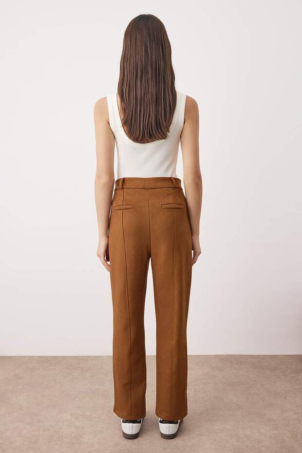 Taba Nervür ve Fermuar Detaylı Örme Süet Pantolon TWOAW26PL00079 - 4
