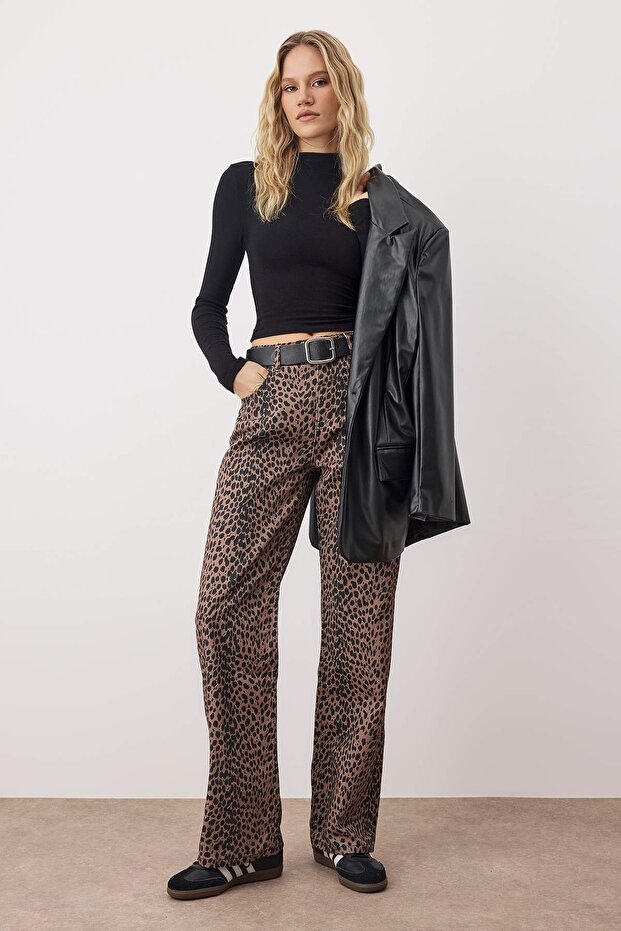 Çok Renkli Leopar Desenli Yüksek Bel Wide Leg Jeans TWOAW26JE00105 - 1