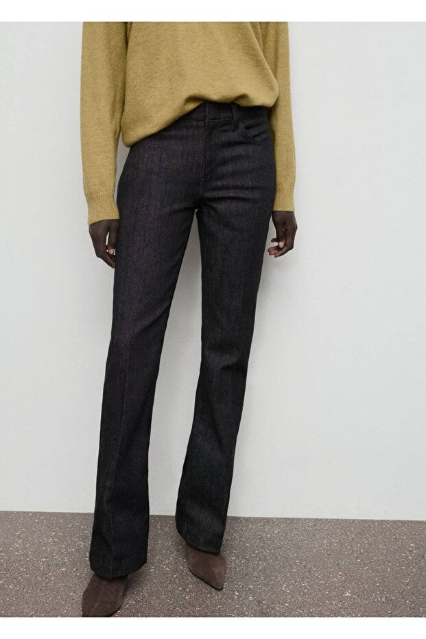 Mid-Waist Flared Jeans
