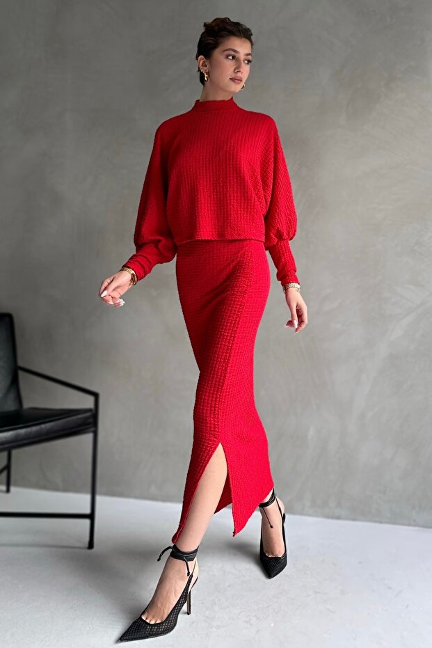 Women's Half High Collar Bat Sleeve Blouse and Slit Long Skirt Textured Top and Bottom Set Red