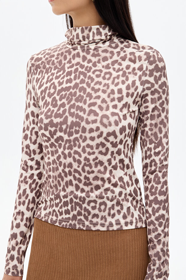Leopard Patterned Turtleneck Blouse Brown - 4