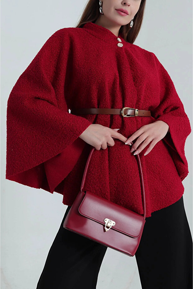Women's belted bouclé poncho