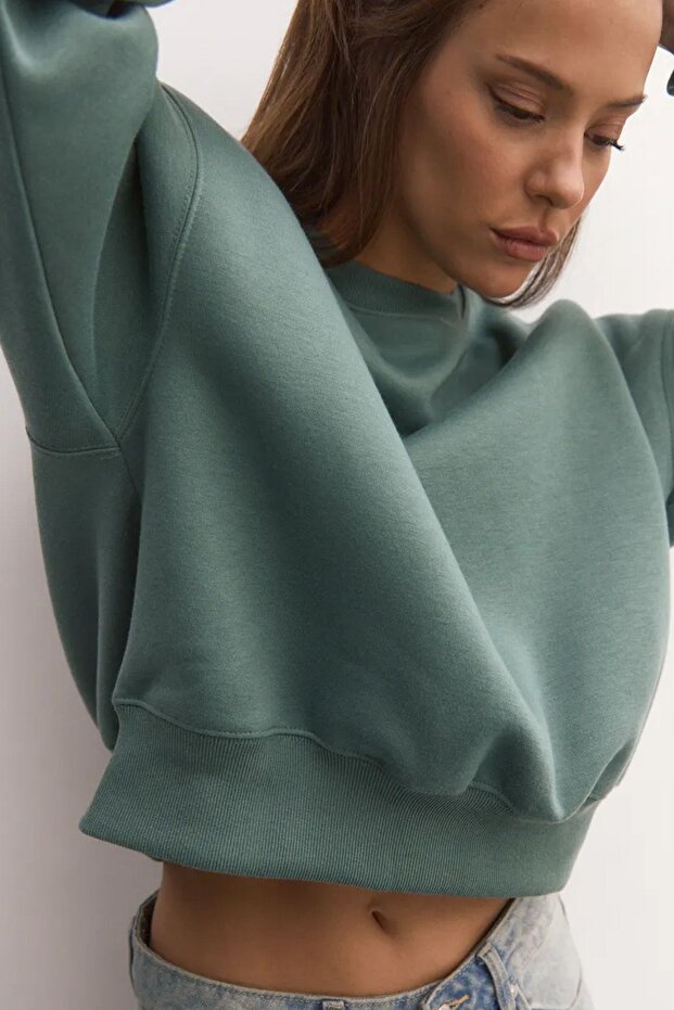 Kadın Çağla Basic Crop Kesim Sweatshirt - 6