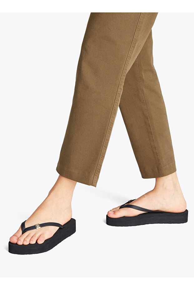 ELEVATED CHIC BEACH SANDAL - 6