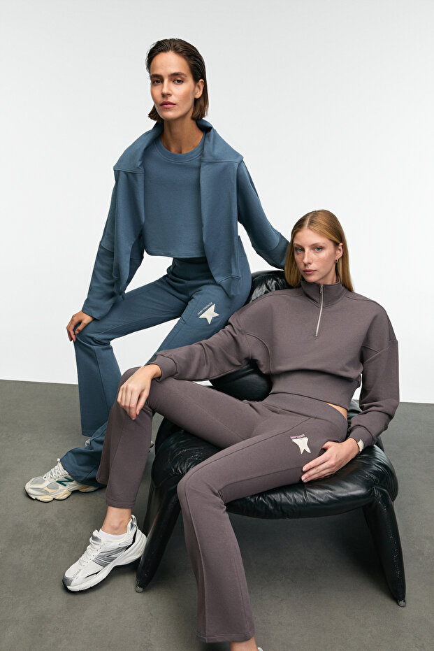 DAVIRA Kadın Pamuklu Baskı Ve Patch Detaylı Yanları Cepli Regular Antrasit Eşofman Altı - 6