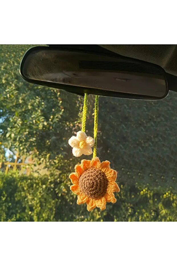 Handmade Knitted Amigurumi Keychain, Auto Mirror Ornament, Multi-Purpose Accessory, Amigurumi Auto Keychain