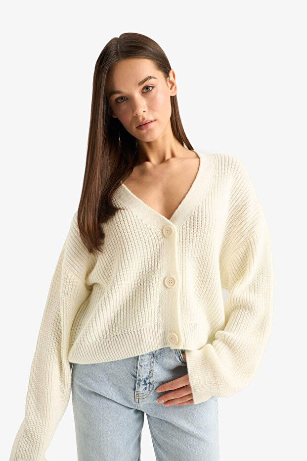 Regular Fit V Yaka Düğmeli Triko Hırka U2052AZ25WN - 1