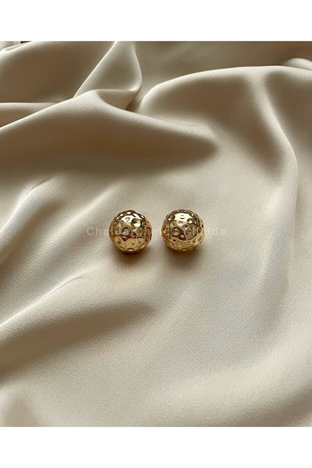 Dokulu Altın Renk Küre Küpe - 2