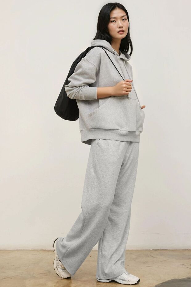 Oversize Kapüşonlu Sweatshirt - 2