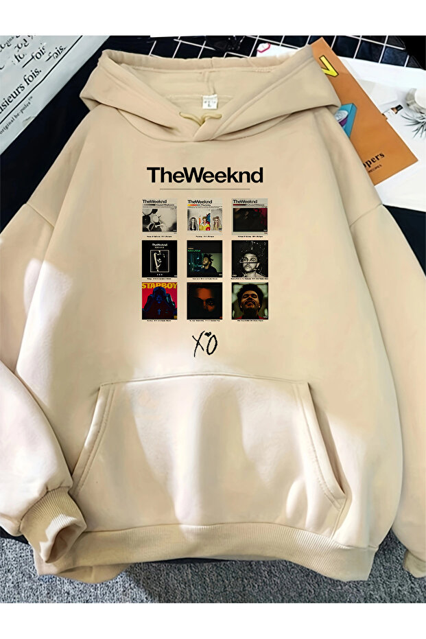 سويت شيرت كبير الحجم مطبوع عليه The Weekend للجنسين