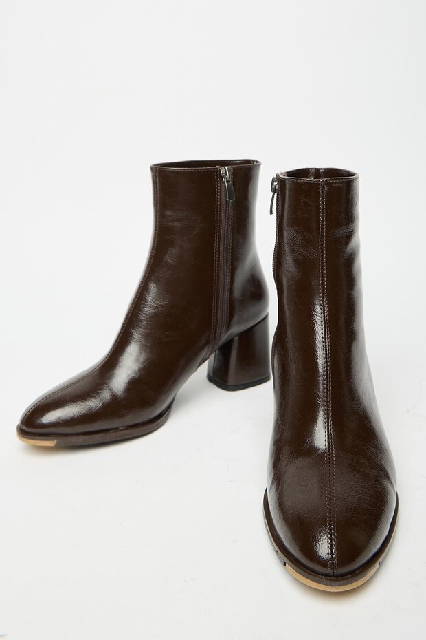 Women's Brown Patent Leather Heeled Boots & Booties – Stylish Casual Boots with Zipper
