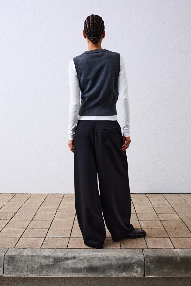 Düğmeli triko yelek - 3