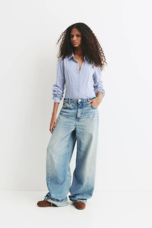 Fitted poplin shirt with pleats - 1