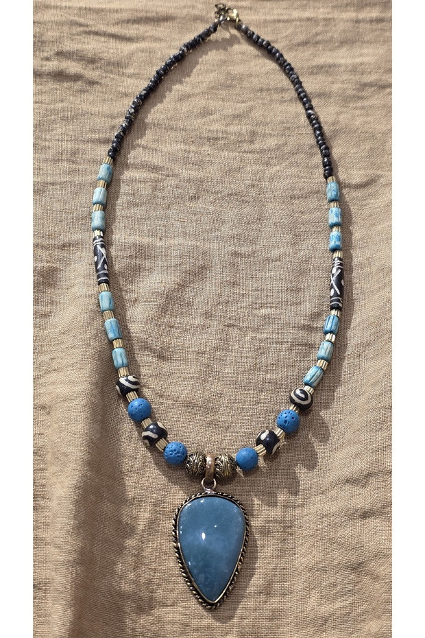 قلادة من الحجر الطبيعي الأصلي من العقيق - 1