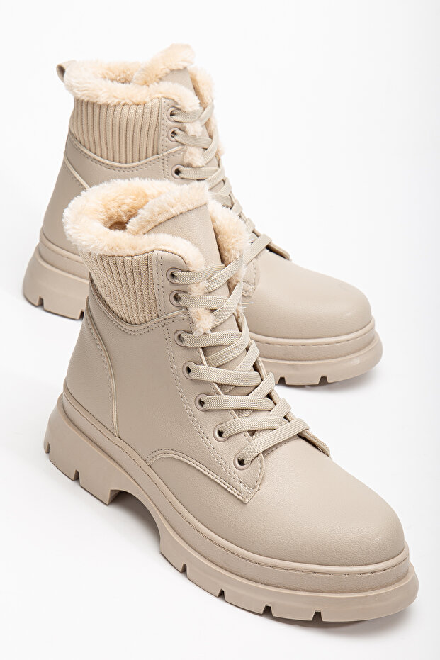 Mia Kürklü Bot - 4